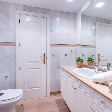 Atico Puerto Marina First Island With Sea Views And Rooftop Pool Appartement *